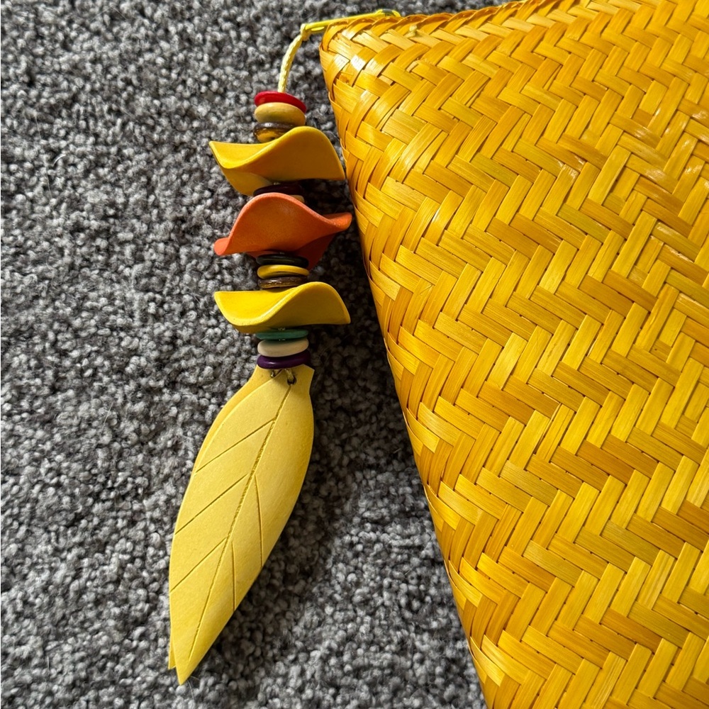 Bright Golden Yellow 1960s Straw Clutch True Vintage by Exclusively for VALERIE - Picture 8 of 8